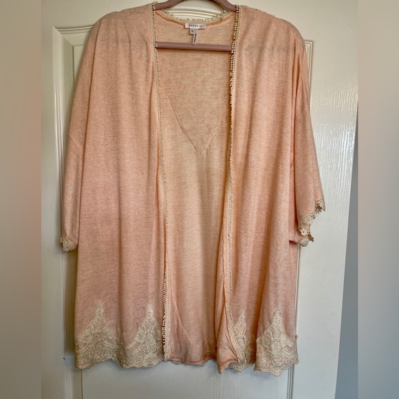 Soieblu Other - Soieblu Lace Jacket/ Shrug